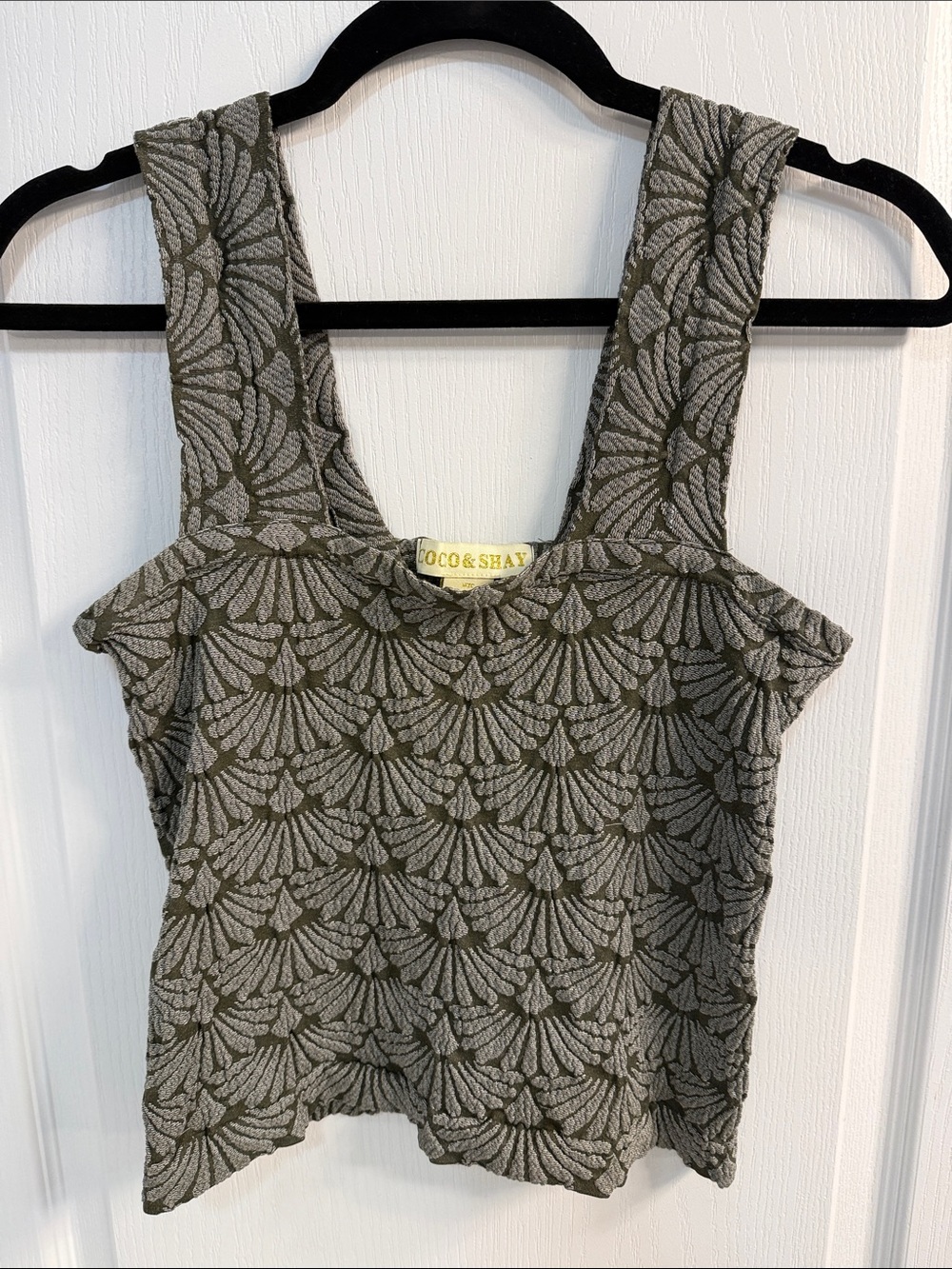 Coco & Shay Olive Textured Pattern Square-Neck Tank